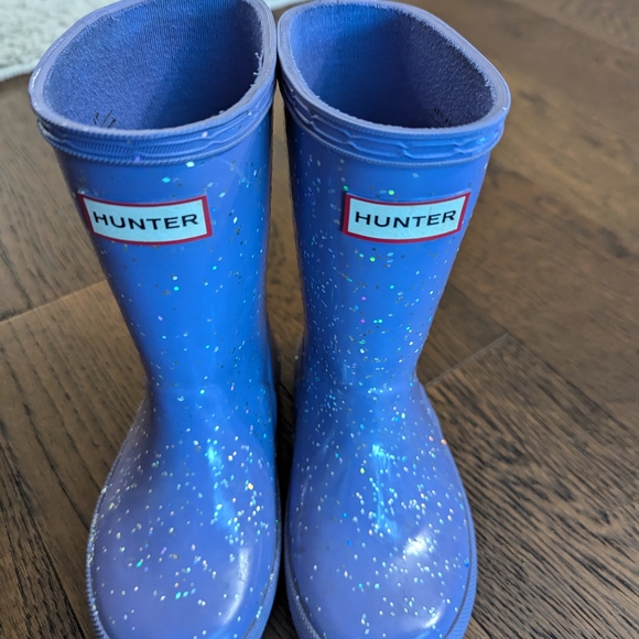 Hunter Kids purple Glitter Rain Boots - Picture 2 of 8